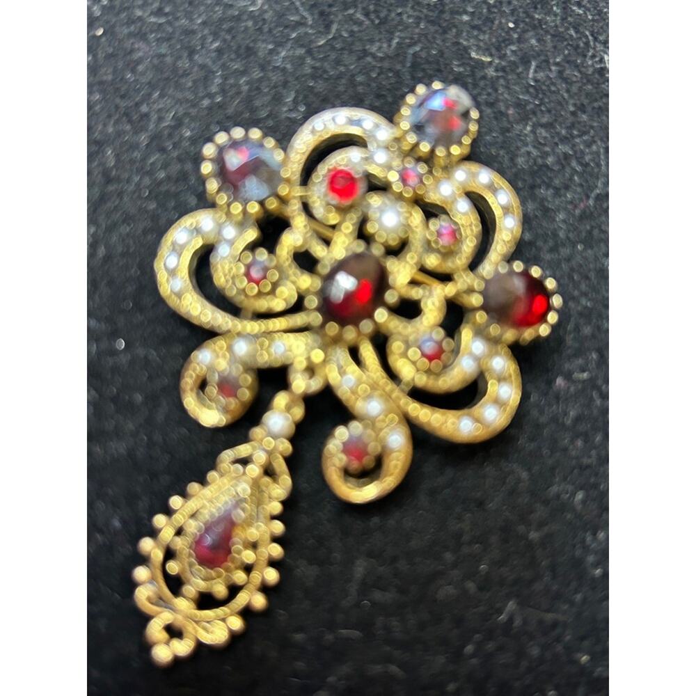 Gold-Tone Red Cabochon Filigree Pendant Brooch - Unbranded